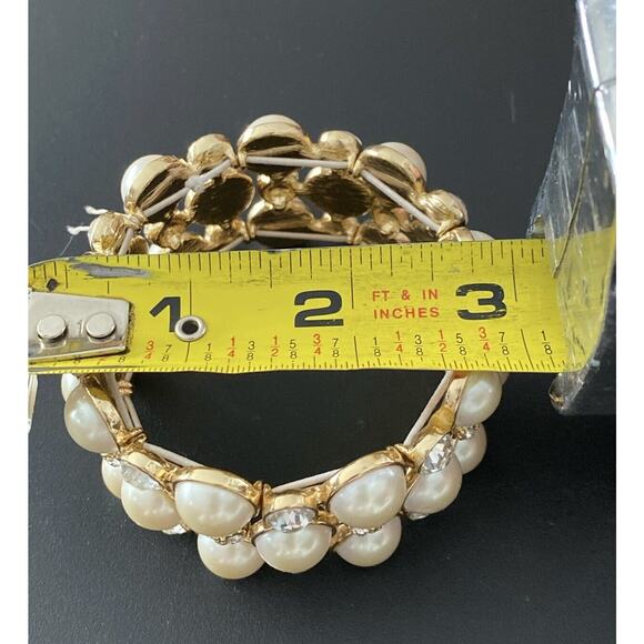 Pearl And Rhinestone Stretch Bracelet Statement Piece - Picture 6 of 6
